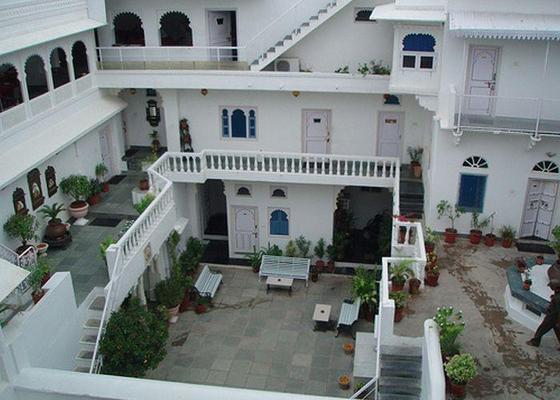 Hotel Jaiwana Haveli